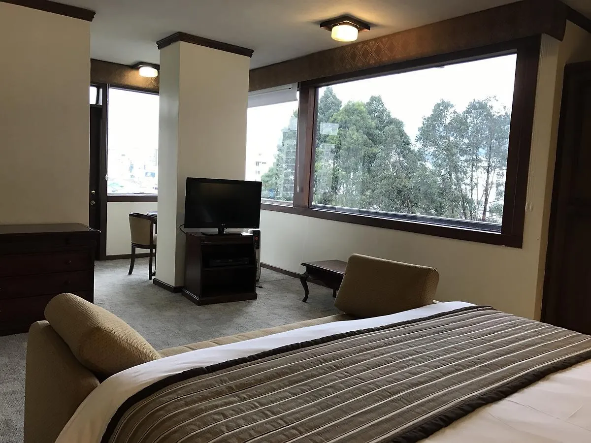 Socialtel Quito Otel