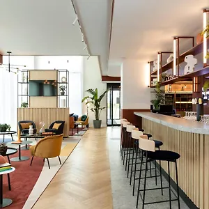 מלון By Marriott Brussels Airport