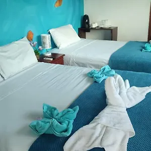 מלון Puerto Ayora Island