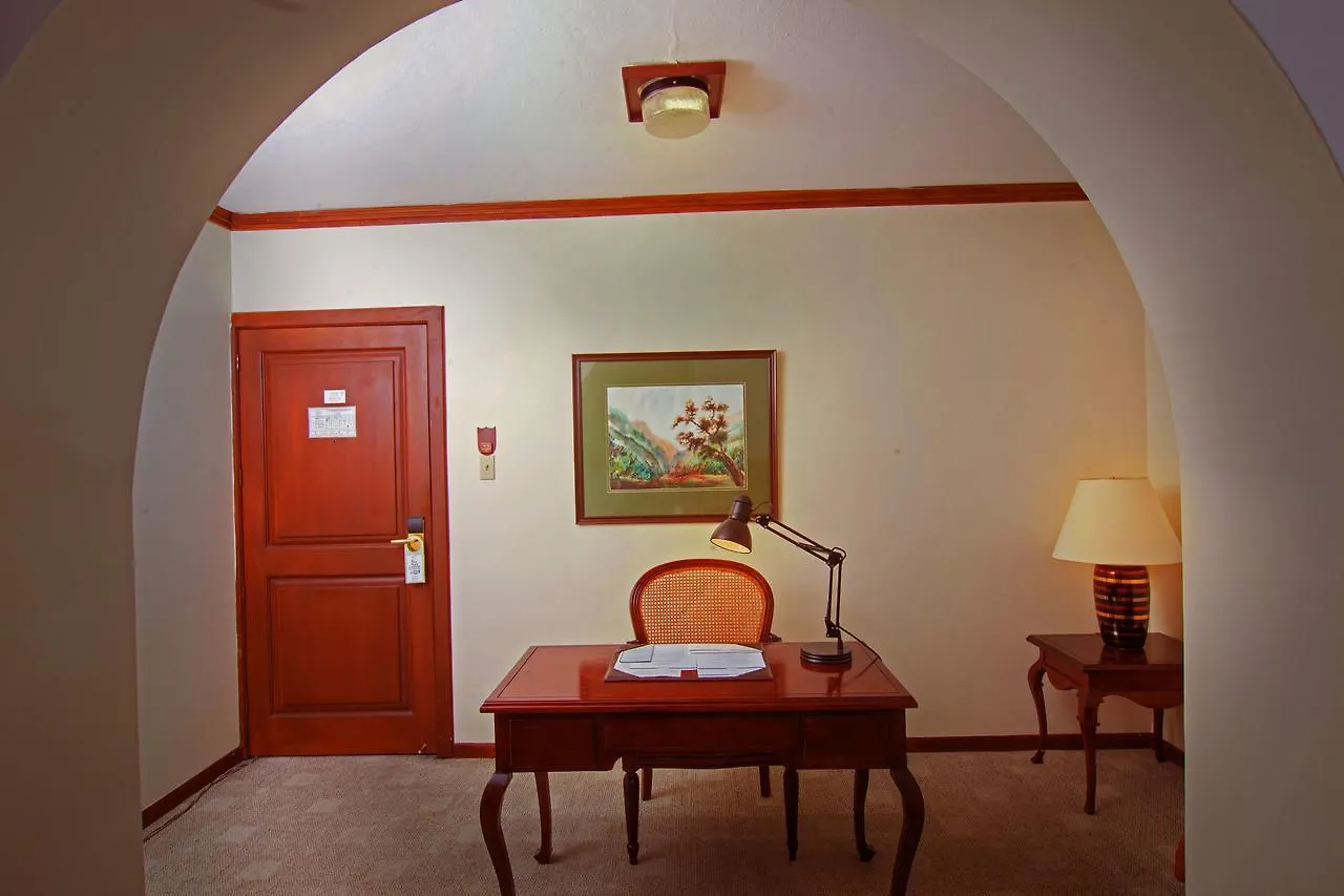 ****  Hotel Sebastian Quito Ecuador